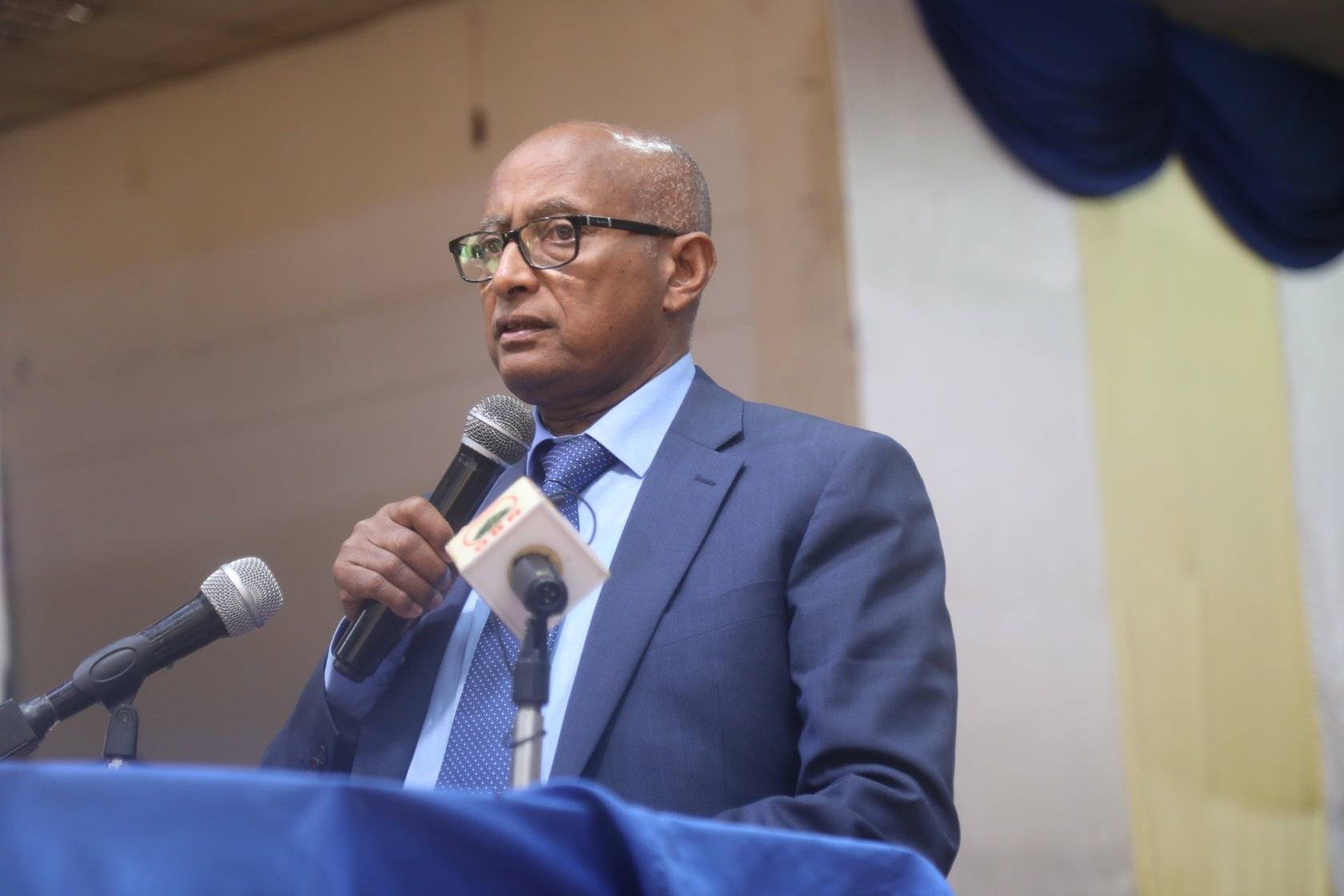 [#if smallImage??]
    [#if smallImage?is_hash]
        [#if smallImage.alt??]
            ${smallImage.alt}
        [/#if]
    [/#if]
[/#if]