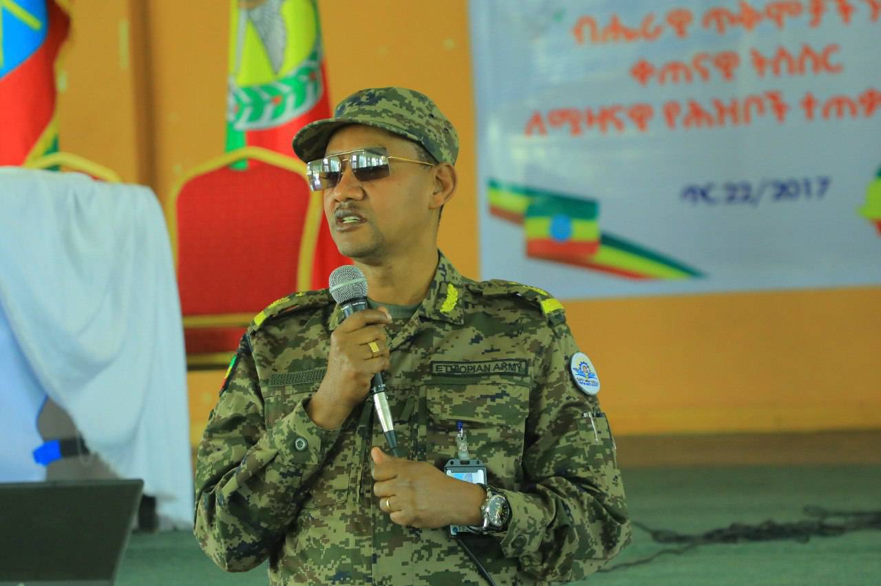 [#if smallImage??]
    [#if smallImage?is_hash]
        [#if smallImage.alt??]
            ${smallImage.alt}
        [/#if]
    [/#if]
[/#if]