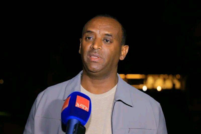 [#if smallImage??]
    [#if smallImage?is_hash]
        [#if smallImage.alt??]
            ${smallImage.alt}
        [/#if]
    [/#if]
[/#if]