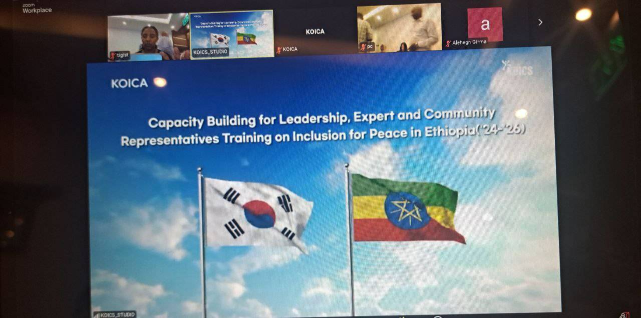 [#if smallImage??]
    [#if smallImage?is_hash]
        [#if smallImage.alt??]
            ${smallImage.alt}
        [/#if]
    [/#if]
[/#if]