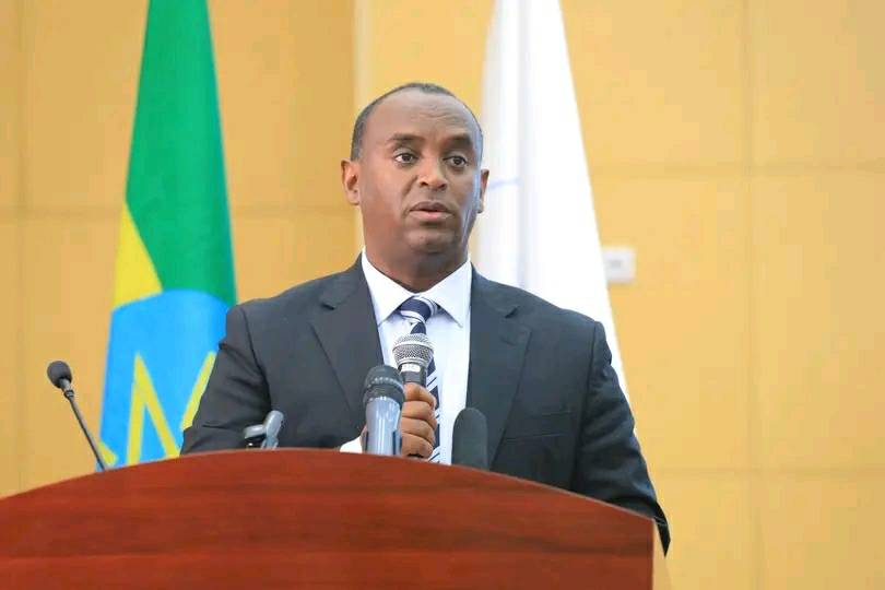 [#if smallImage??]
    [#if smallImage?is_hash]
        [#if smallImage.alt??]
            ${smallImage.alt}
        [/#if]
    [/#if]
[/#if]