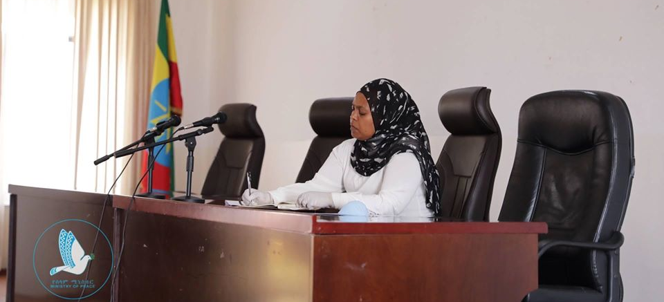 [#if smallImage??]
    [#if smallImage?is_hash]
        [#if smallImage.alt??]
            ${smallImage.alt}
        [/#if]
    [/#if]
[/#if]