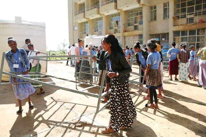 [#if smallImage??]
    [#if smallImage?is_hash]
        [#if smallImage.alt??]
            ${smallImage.alt}
        [/#if]
    [/#if]
[/#if]